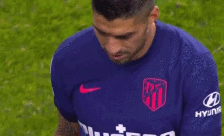 1638917176382090871.gif 4.gif